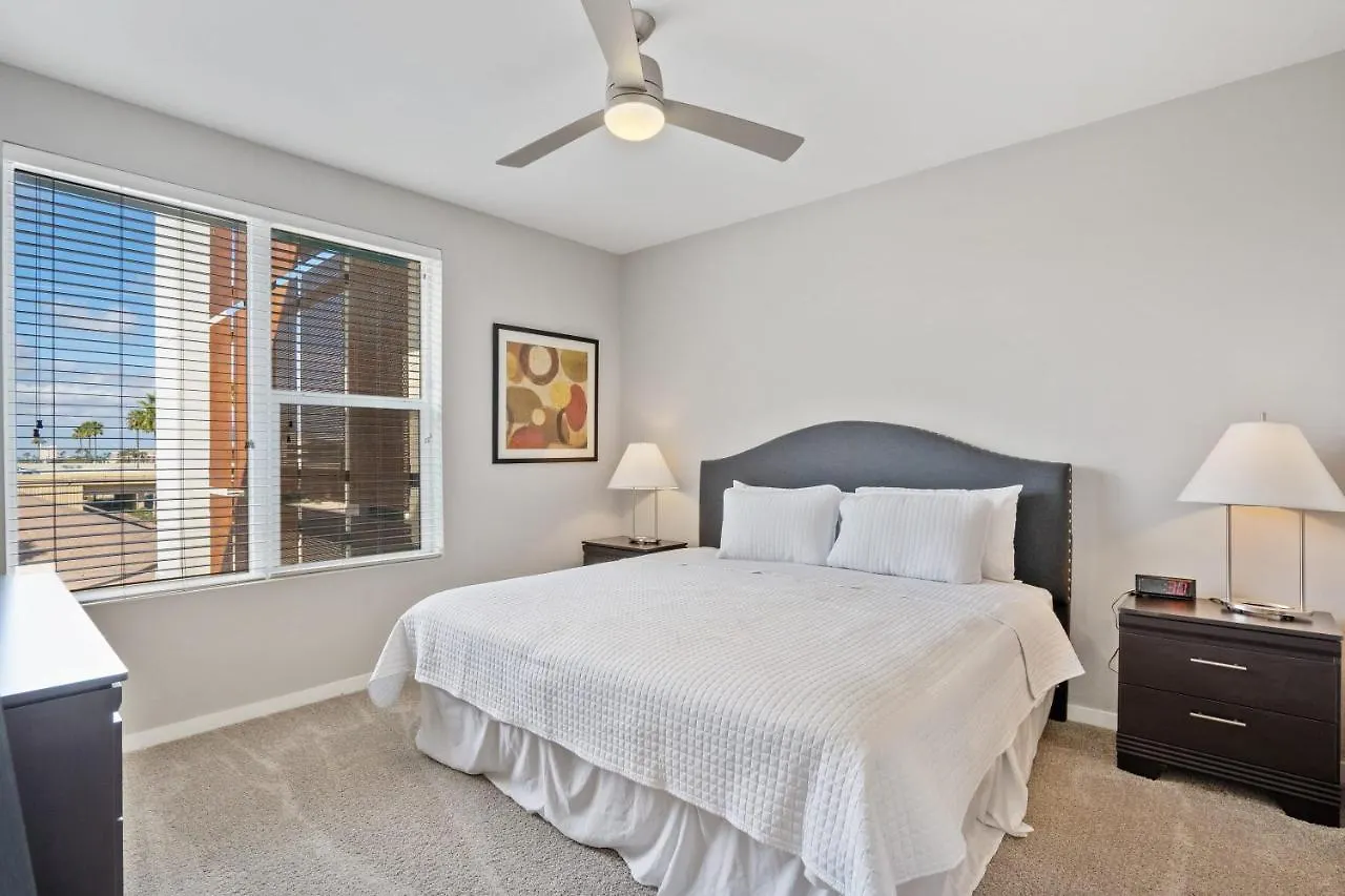 Stay Gia Modern 2 Bedroom Apartment With Swimming Pool United States
