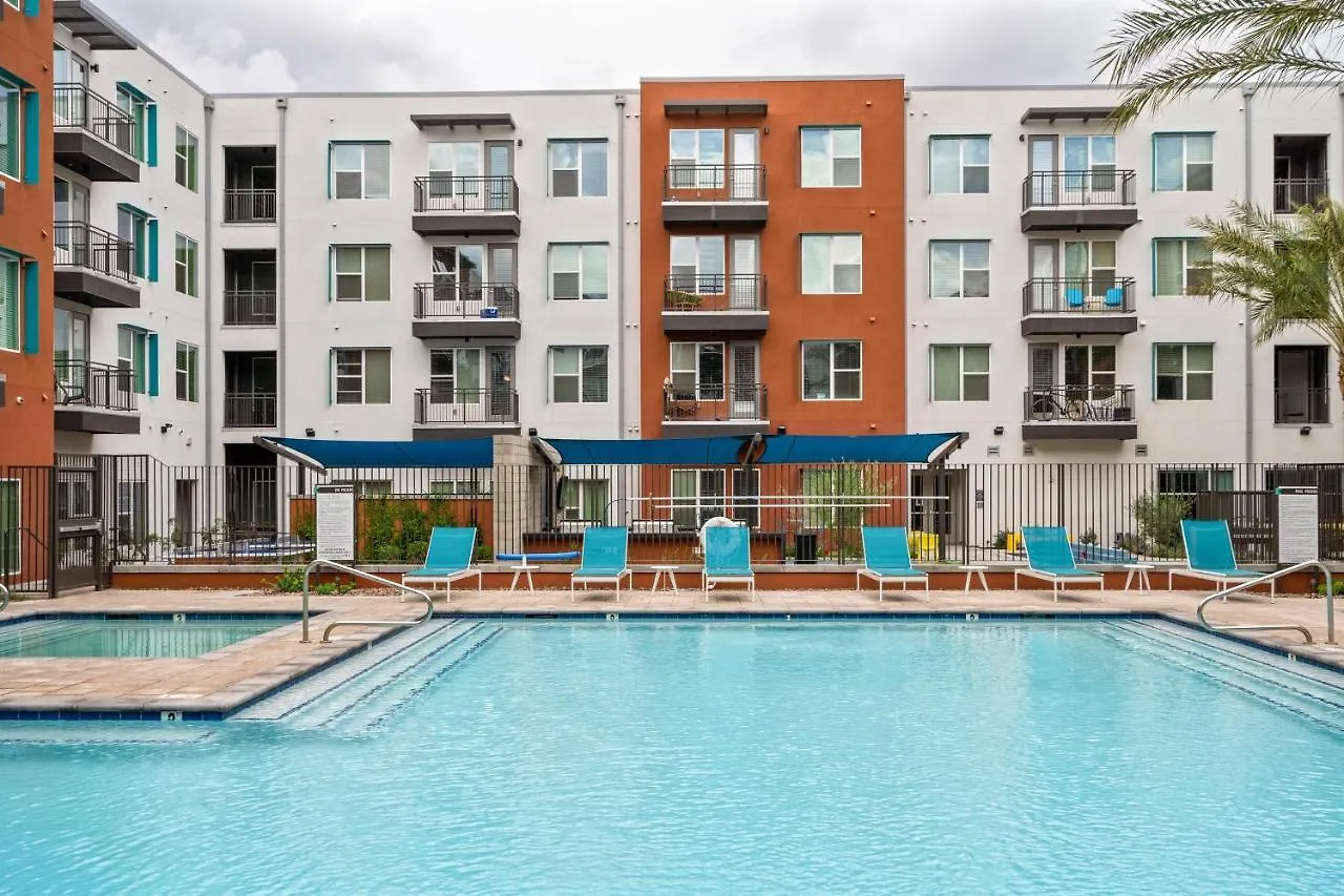 Stay Gia Modern 2 Bedroom Apartment With Swimming Pool 0*, Phoenix United States